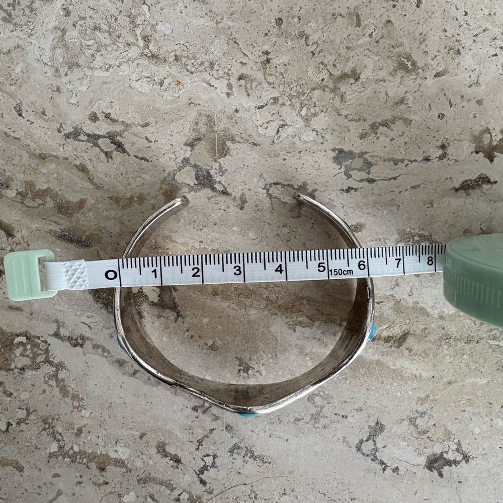 NWOT! Silver and Turquoise Western Cuff Bangle Bracelet - Picture 6 of 7